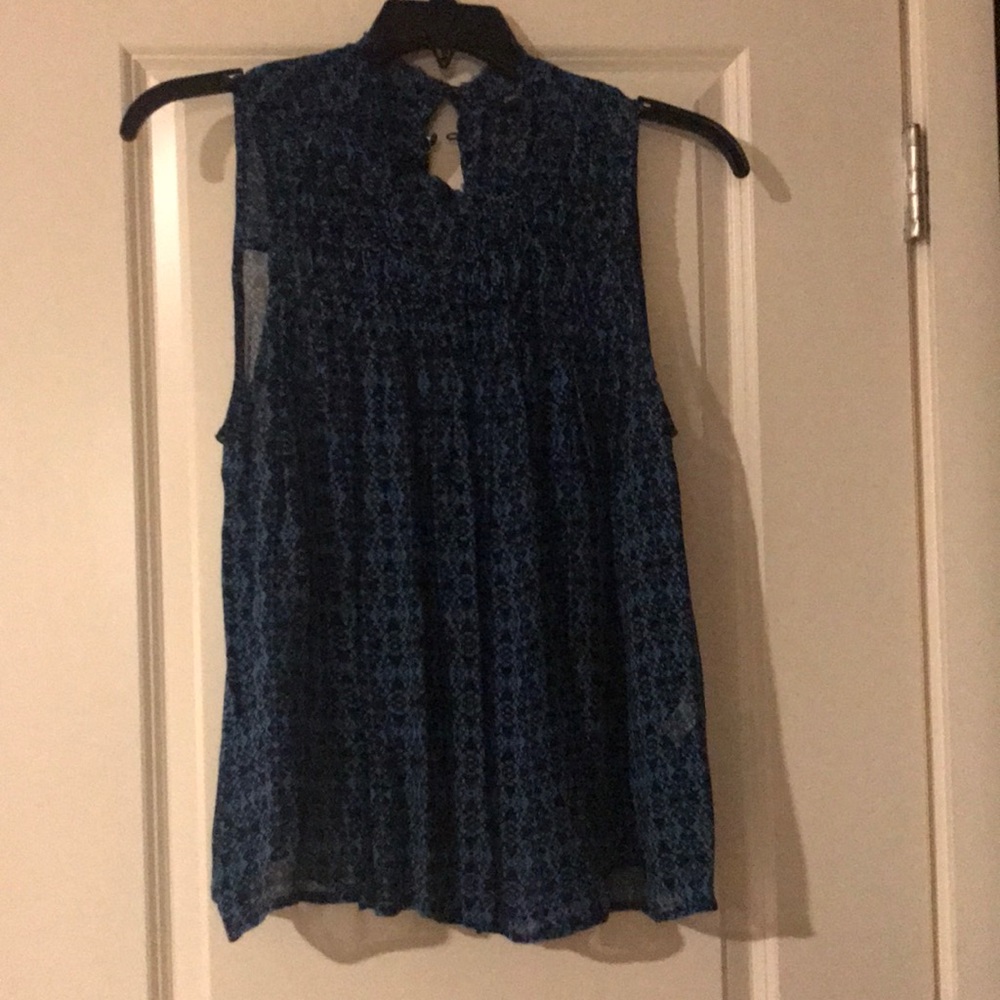 Lucky brand blue sleeveless blouse